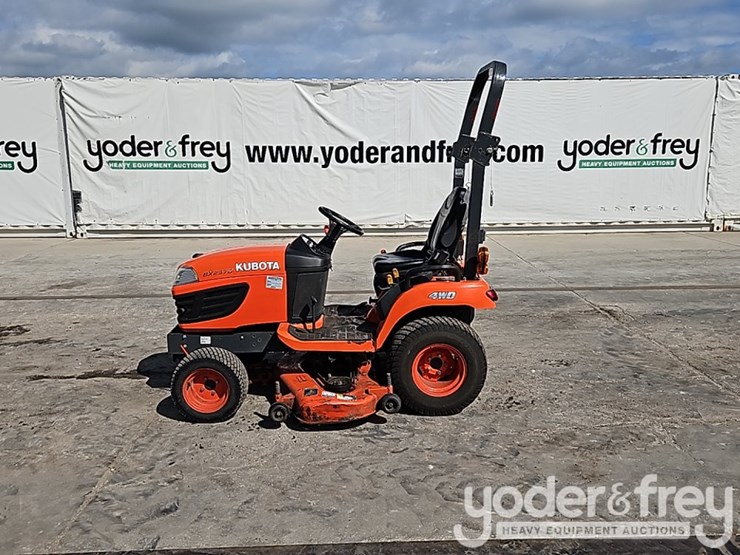 2015-kubota-bx2370-image-3