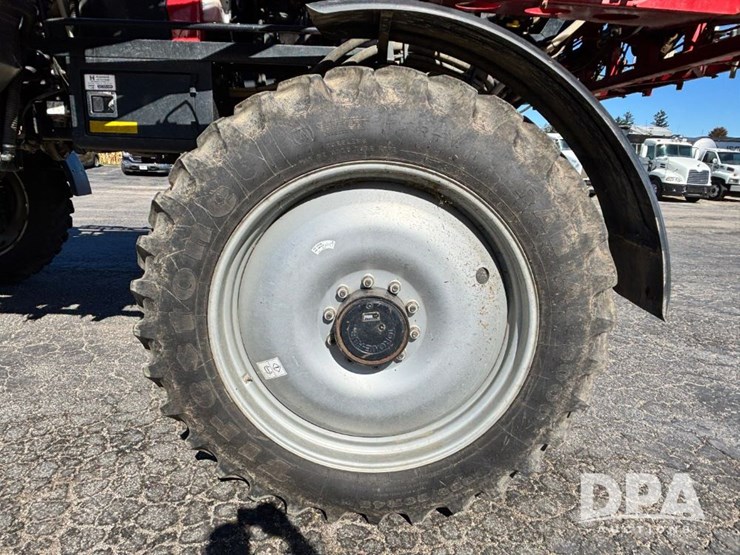 2020-case-ih-patriot-4440-image-34