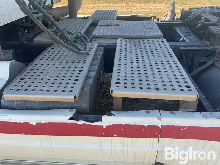 1997-international-9400-image-13