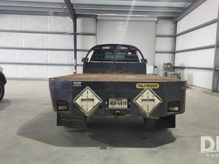 2015-dodge-ram-5500-image-6