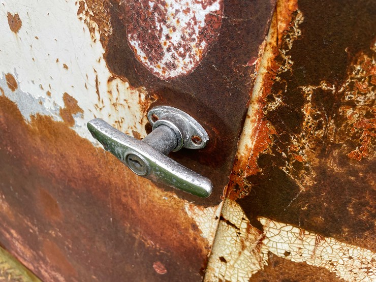 #8038-•-single-axle-horse-trailer-(no-title)-image-21