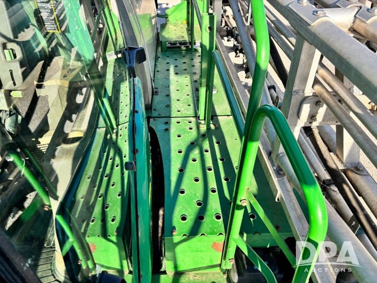 2013-john-deere-4830-image-114