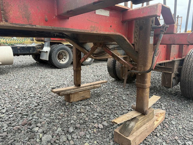 #1003-•-2017-crib-trailer-(has-mi-title)-image-24