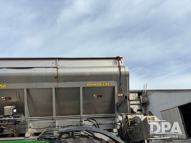 2019-john-deere-r4038-image-20