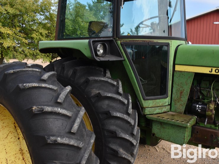 john-deere-4430-image-20