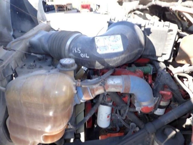 2013-ford-f750-image-25