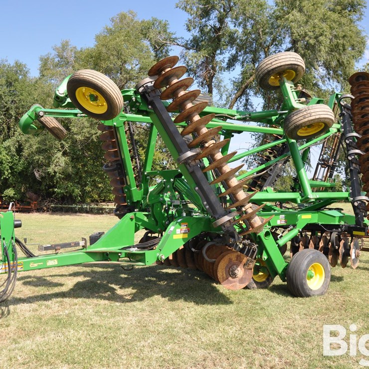 2015 JOHN DEERE 2623VT