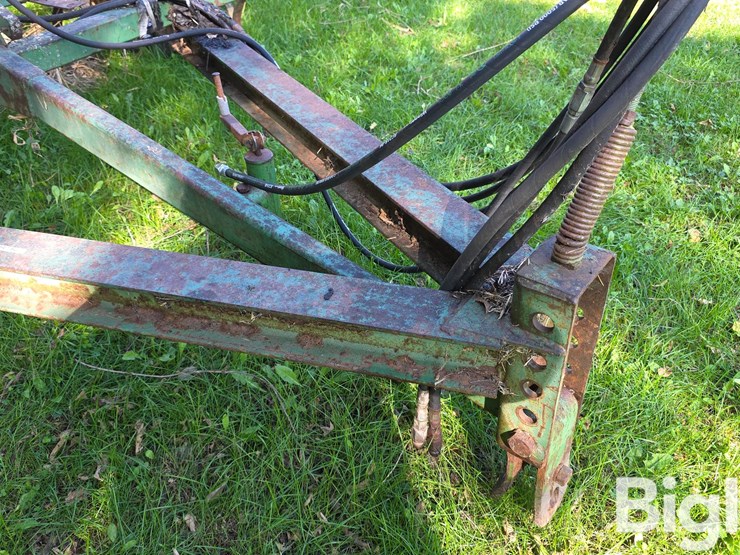 john-deere-1010-image-10