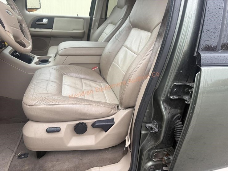 2003-ford-expedition-image-33