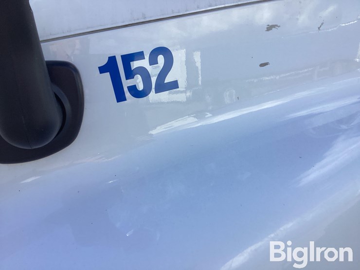 2013-freightliner-cascadia-125-image-13