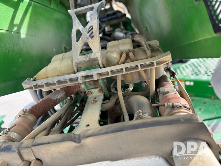 2019-john-deere-r4038-image-85