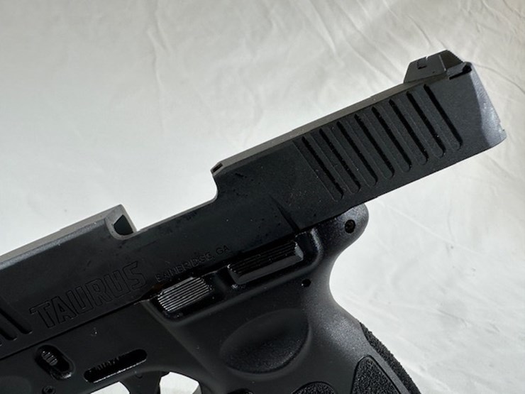 #2025-00068-•-taurus-g3c-pistol-image-38