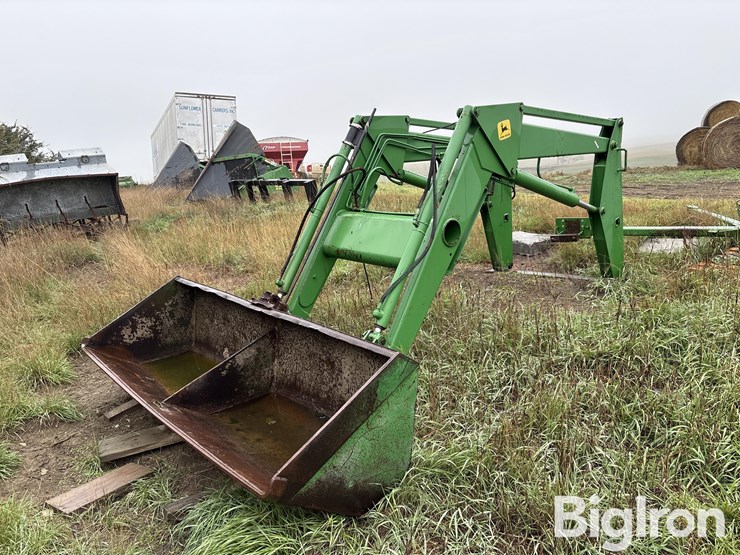 john-deere-260-image-1