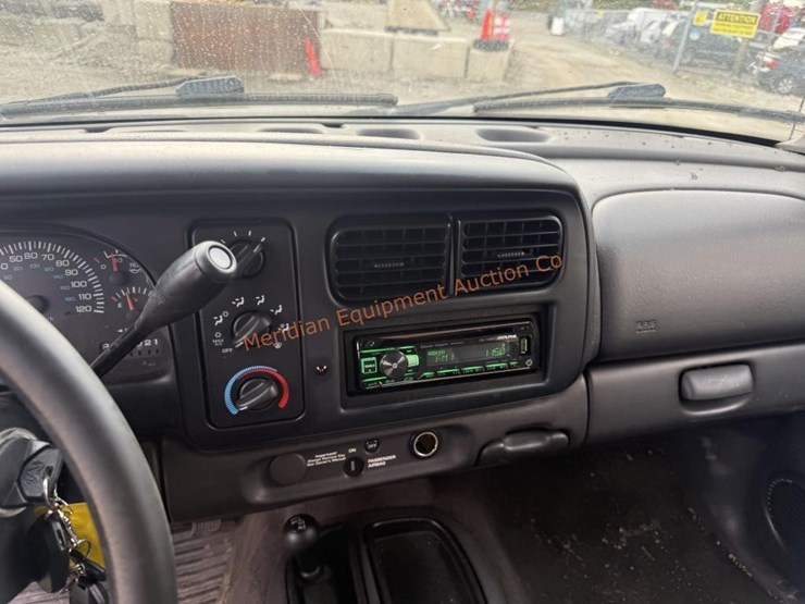 1999-dodge-dakota-image-25