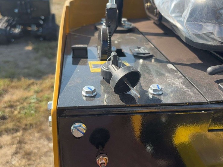 mini-excavator-h12r-image-36