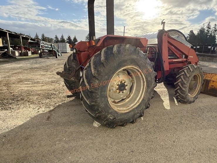 1989-international-685-image-14