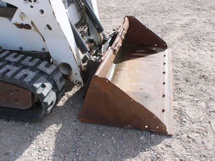 bobcat-t870-image-49