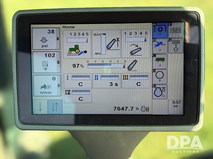 2010-john-deere-8320r-image-8