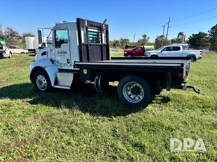2013-kenworth-t370-image-10
