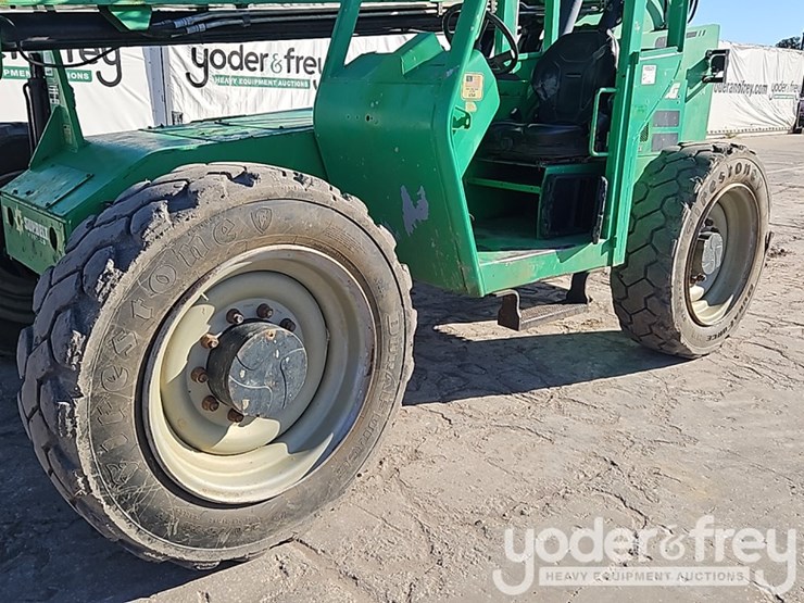 2016-sky-trak-6036-image-16