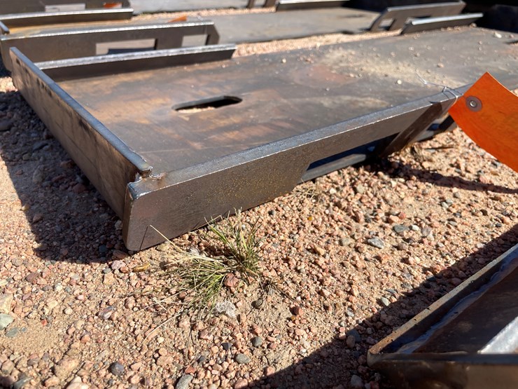 #4127-•-universal-adaptor-plate-image-5