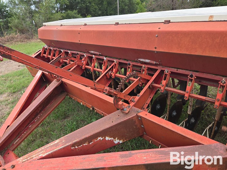 international-510-image-10