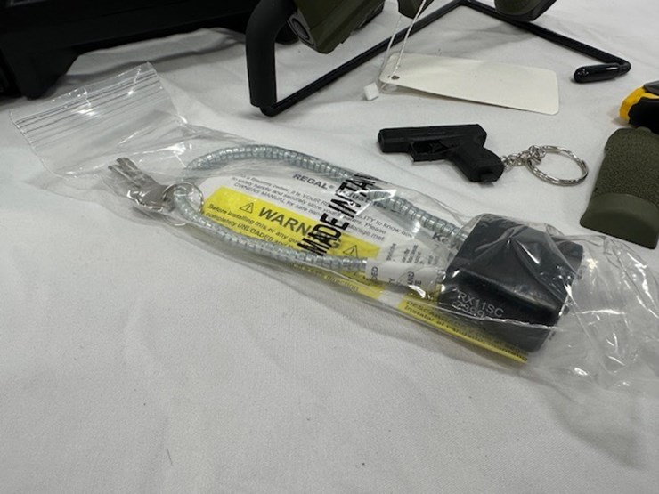 #2025-00062-•-taurus-gx4-pistol-image-4