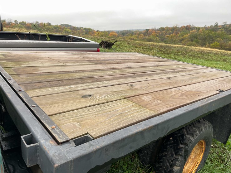 #8043-•-1981-chevy-custom-deluxe-30-truck-(has-wi-title)-image-18