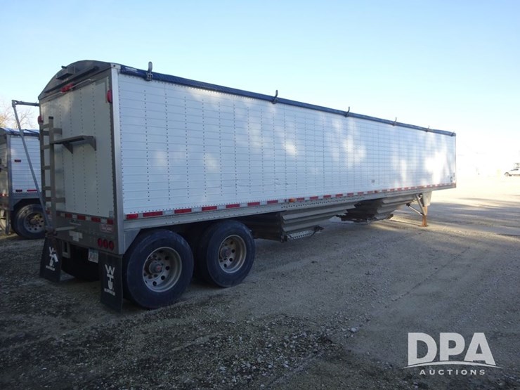 2014-wilson-hopper-bottom-image-20