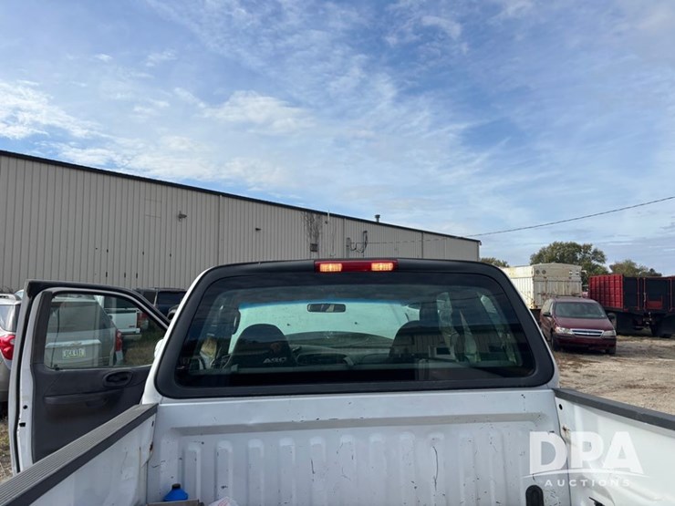 2004-ford-f150-image-30