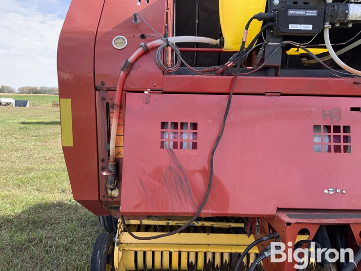 2013-new-holland-br7090-image-19