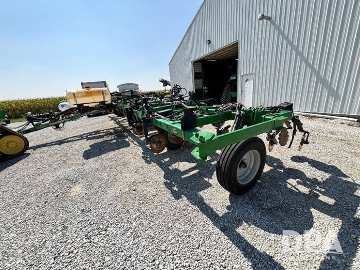 2021-unverferth-3500-image-11