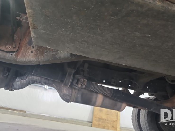 2015-dodge-ram-5500-image-25