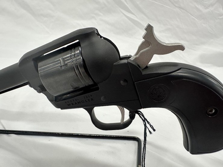 #2025-00029-•-ruger-wrangler-revolver-image-33