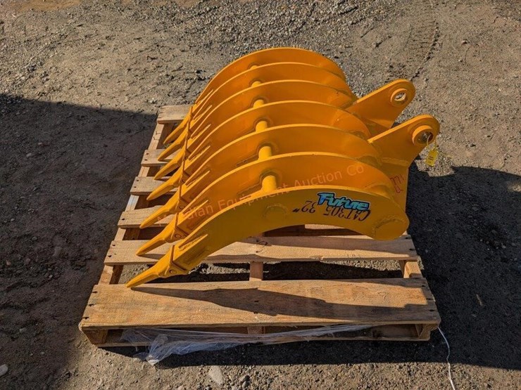 future-cat-305-excavator-rake-image-1