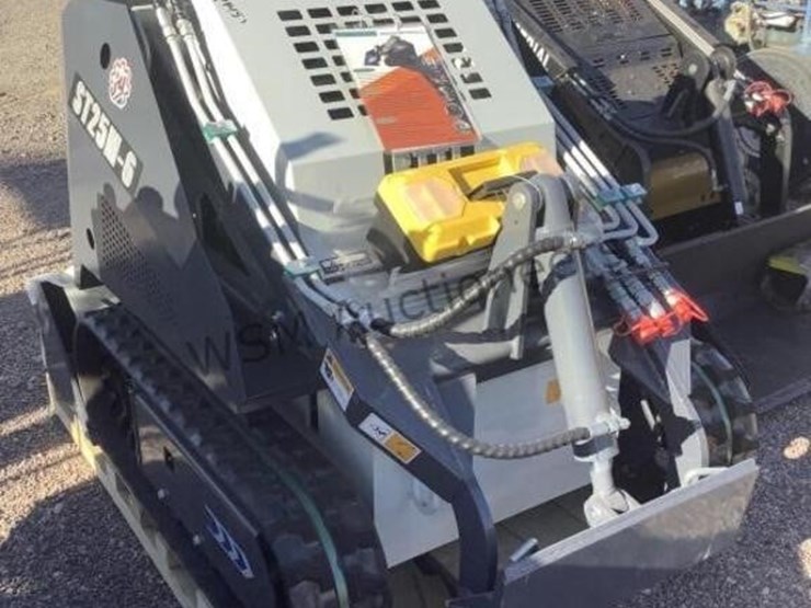 2025-battler-st25m-6-stand-up-skid-steer-image-1