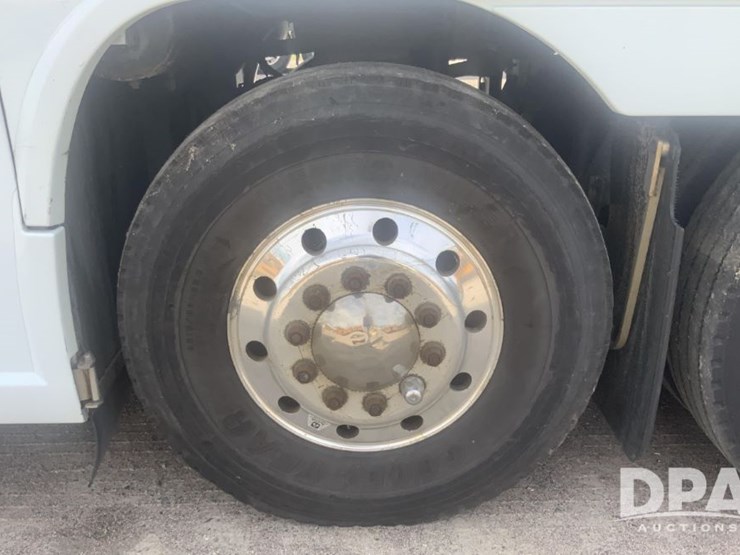 2001-mci-102-el3-image-46