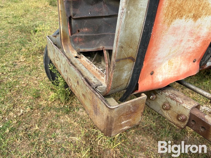 1973-massey-ferguson-1135-image-14