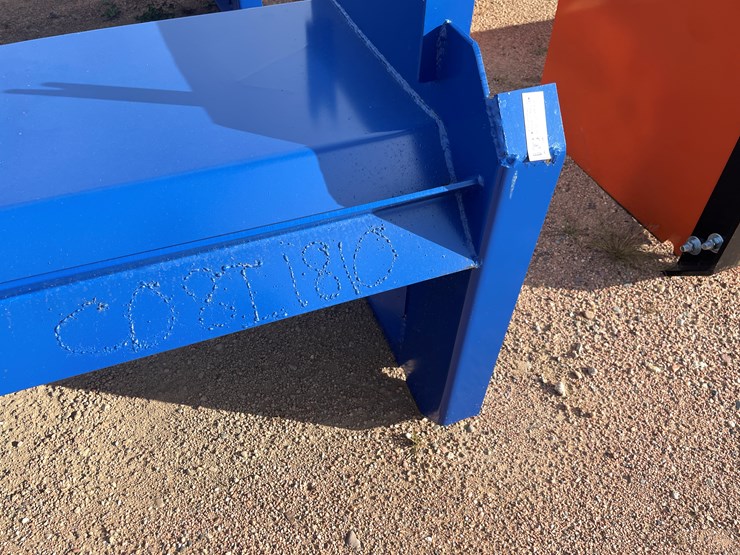 #4067-•-8'-snow-pusher-attachment-image-9