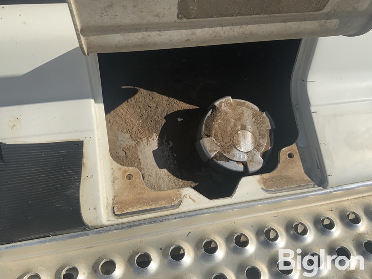 1997-international-9400-image-16