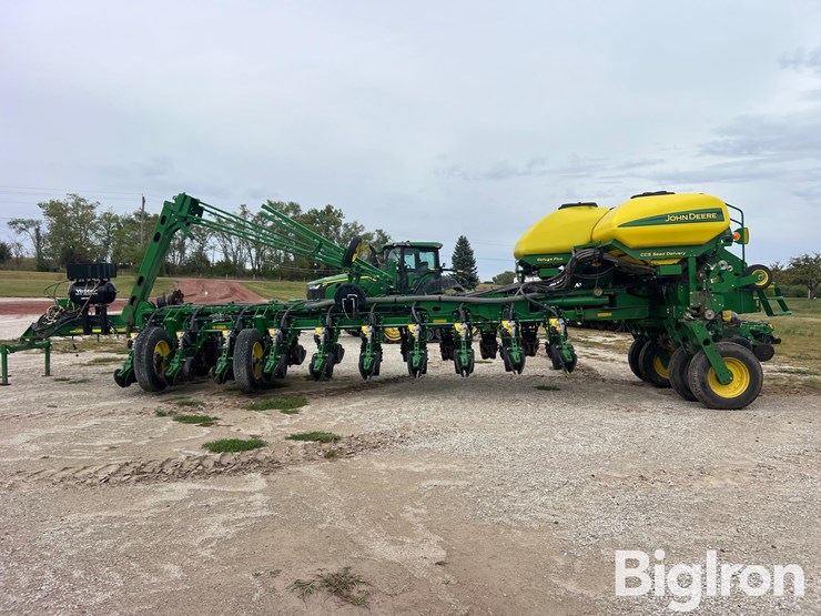 2012-john-deere-1770nt-ccs-image-8