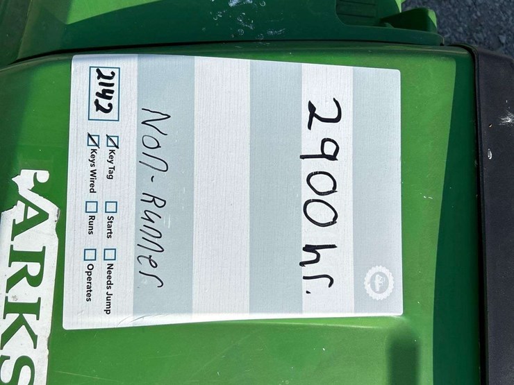 2010-john-deere-gator-image-19