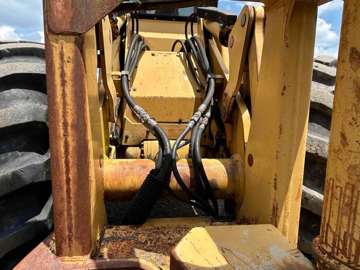 2013-tigercat-720e-image-29