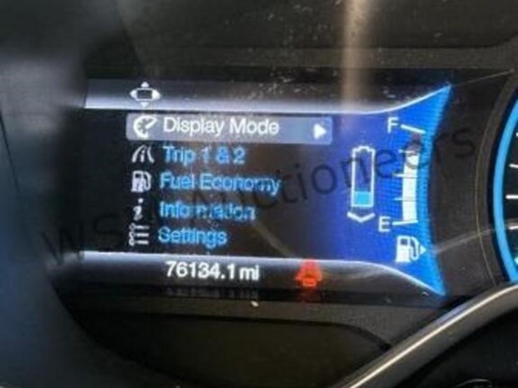 2013-ford-c-max-hybrid-wagon-image-18