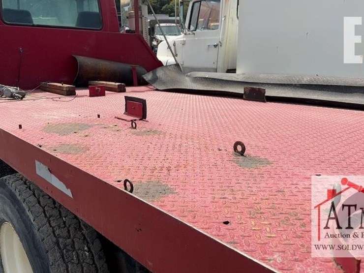 2000-mack-rd690s-image-8