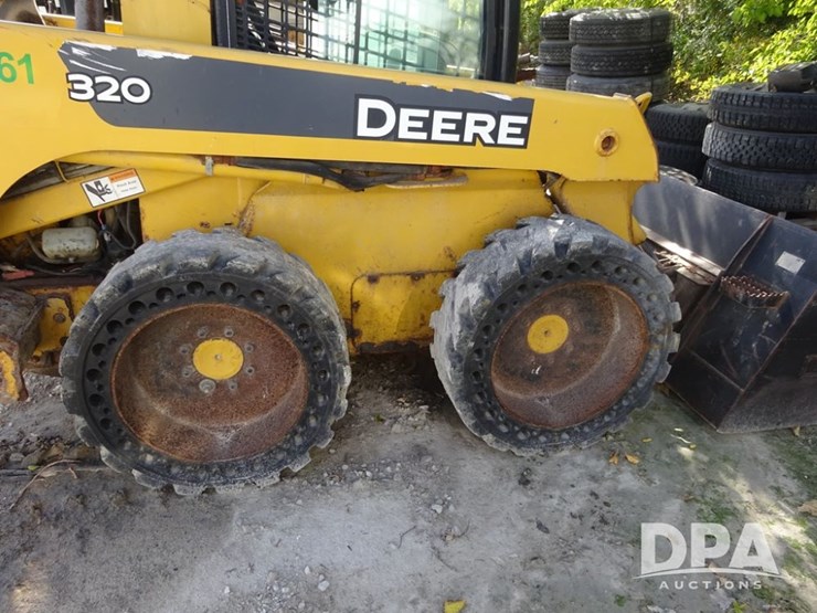 john-deere-320-skid-steer-(pz13998,-unit-343361)-image-22