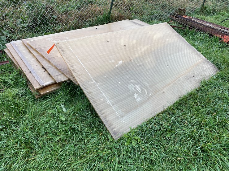 #9608-•-semi-transparent-panels-image-1