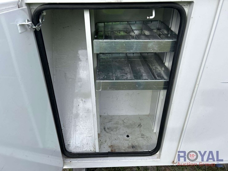 2018-ford-f550-image-23