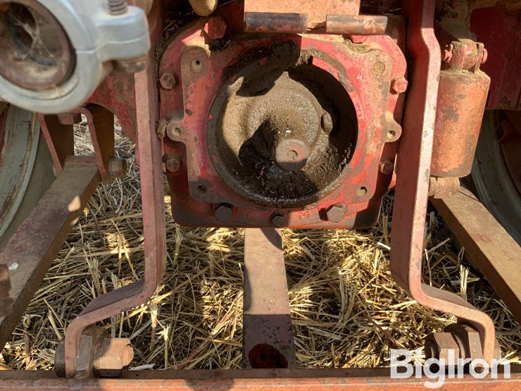 international-660-image-10