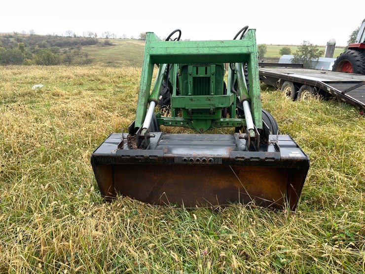 john-deere-2010-image-2